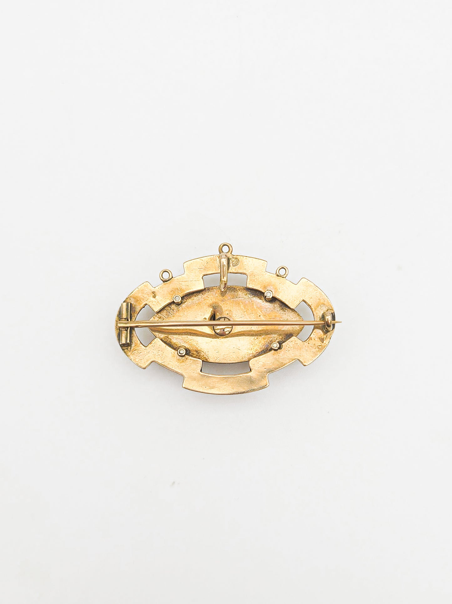 Victorian Taille d'epargné Gold Brooch